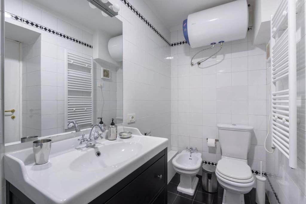 Discover The Pantheon From The Berardi Studio Flat Ngoại thất bức ảnh