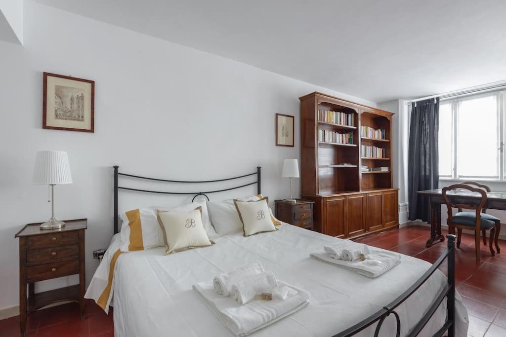 Discover The Pantheon From The Berardi Studio Flat Ngoại thất bức ảnh
